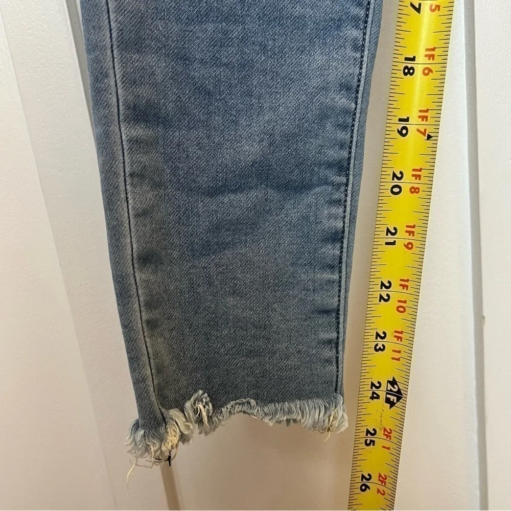 American Eagle Highest Rise Jegging CROP Women’s 6 Blue Level Stretch Distressed - Picture 11 of 11